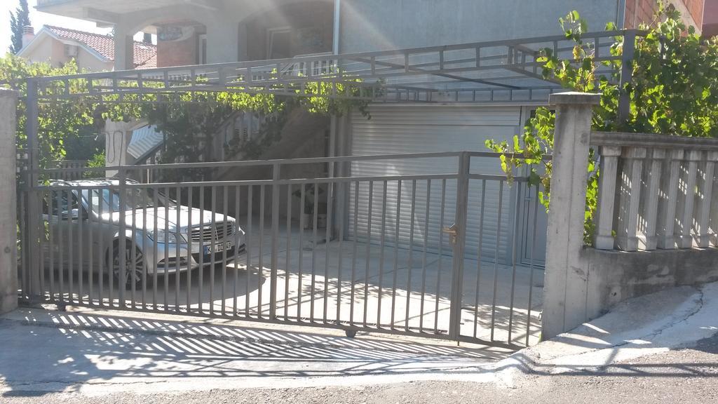 Apartment Villa Dobrijevic -Seljanovo 티바트 외부 사진